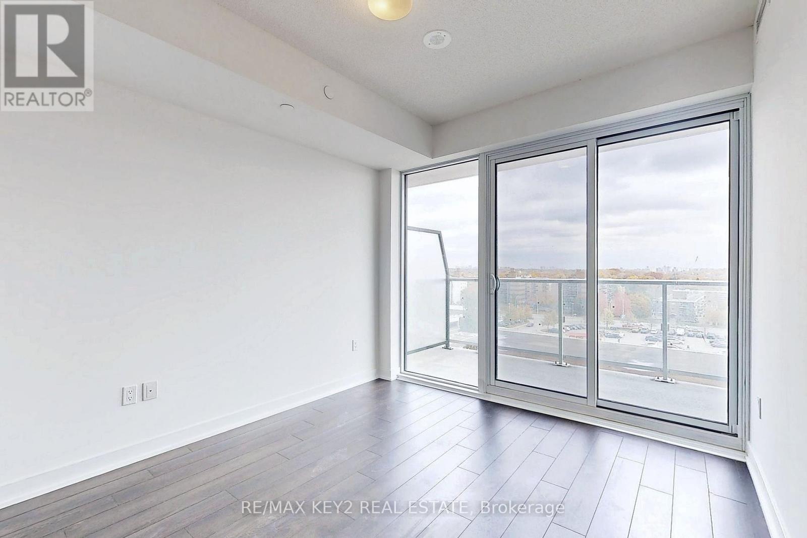 Photo 12 of 611 50 Oneill Road, Toronto ON