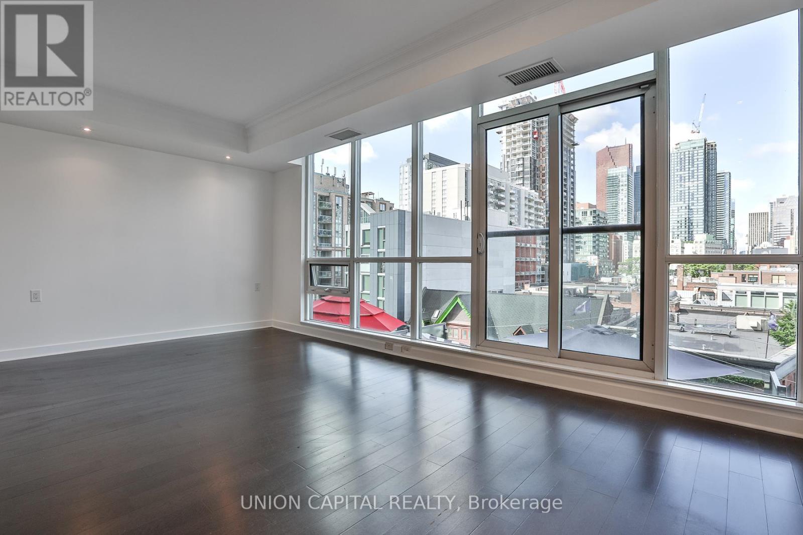 Photo 14 of 610 320 Richmond Street E, Toronto ON