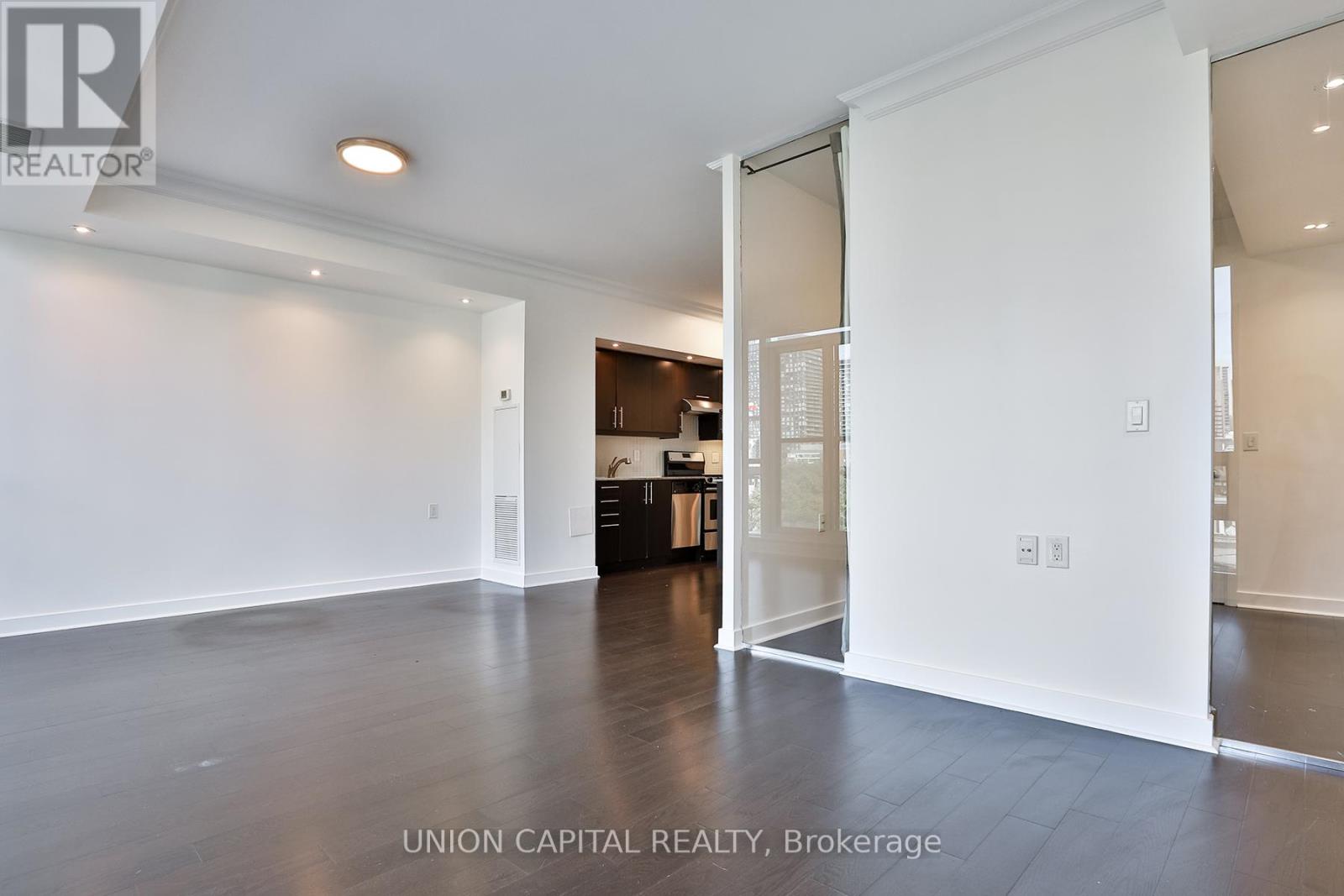 Photo 9 of 610 320 Richmond Street E, Toronto ON
