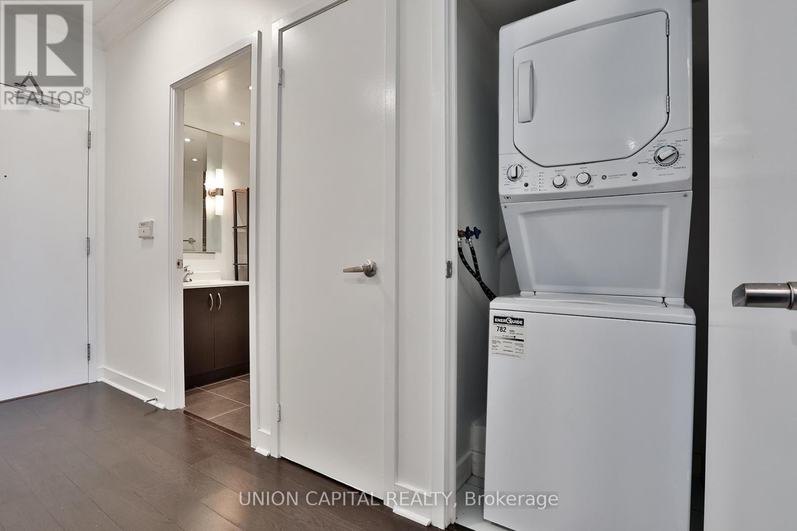 Photo 13 of 610 320 Richmond Street E, Toronto ON