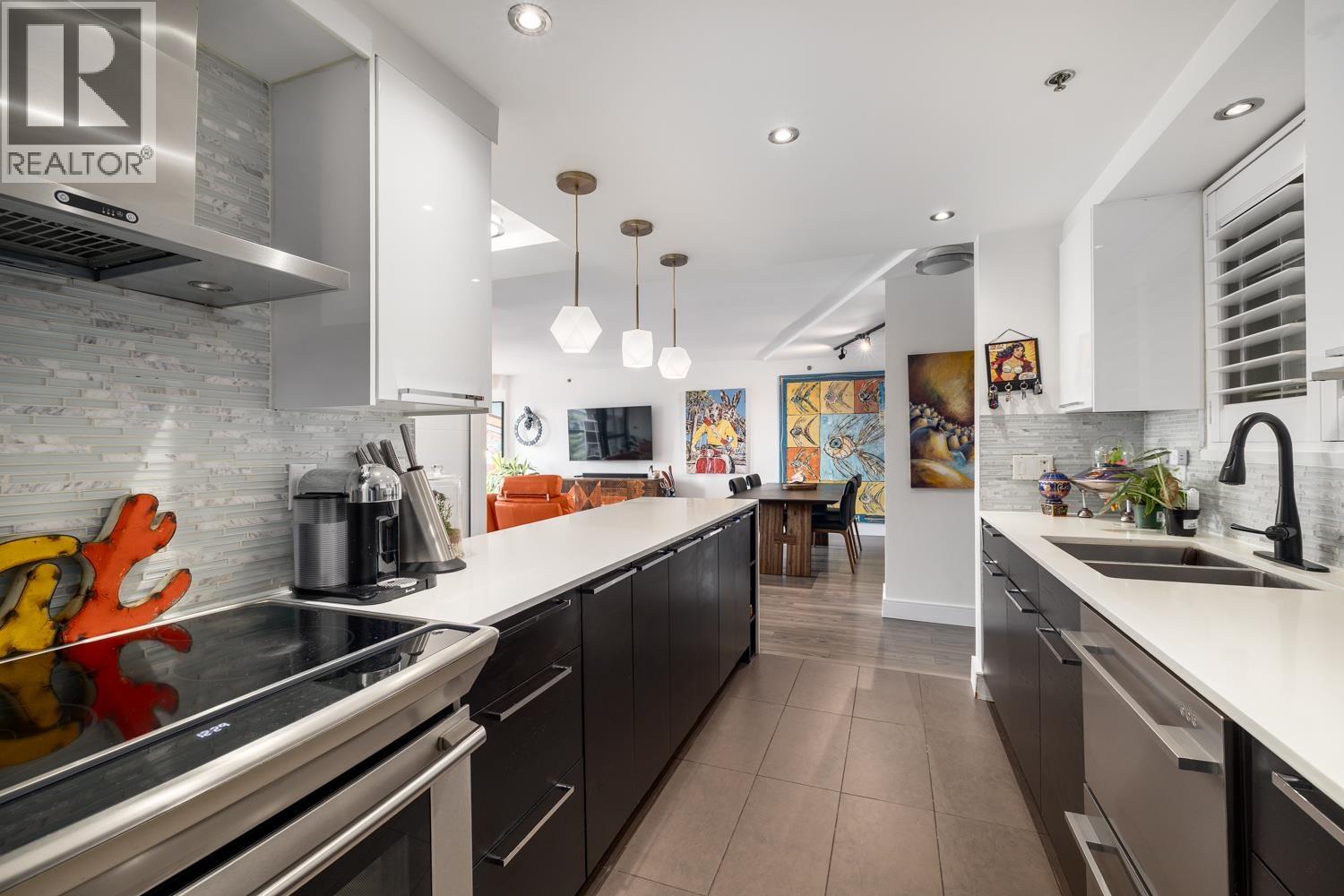 Photo 11 of 303 212 Davie Street, Vancouver BC