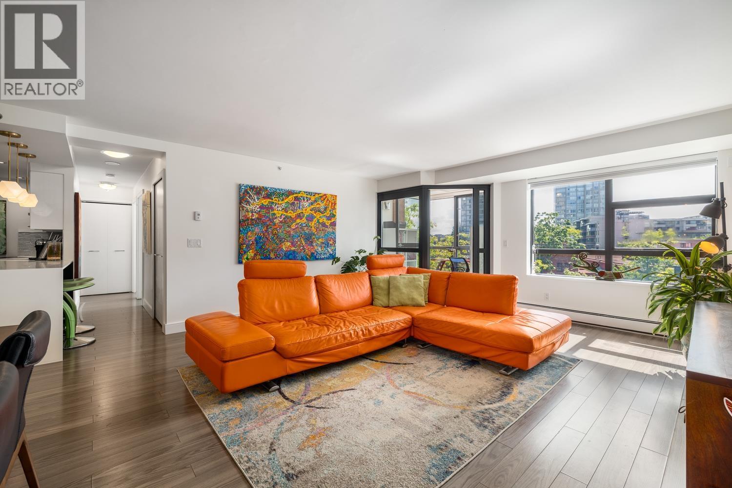 Photo 2 of 303 212 Davie Street, Vancouver BC
