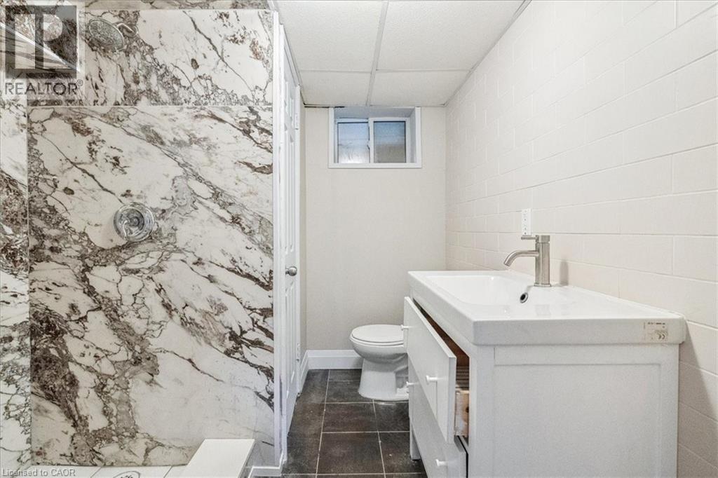 Photo 13 of 858 Trinity Road, Ancaster ON