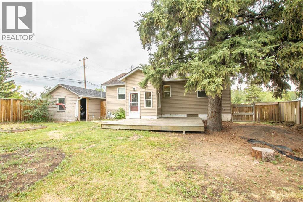 Photo 5 of 9818 97 Street, Sexsmith AB