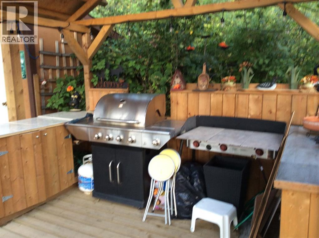 Photo 16 of 621 Diamond Willow Drive, Lac Des Iles SK