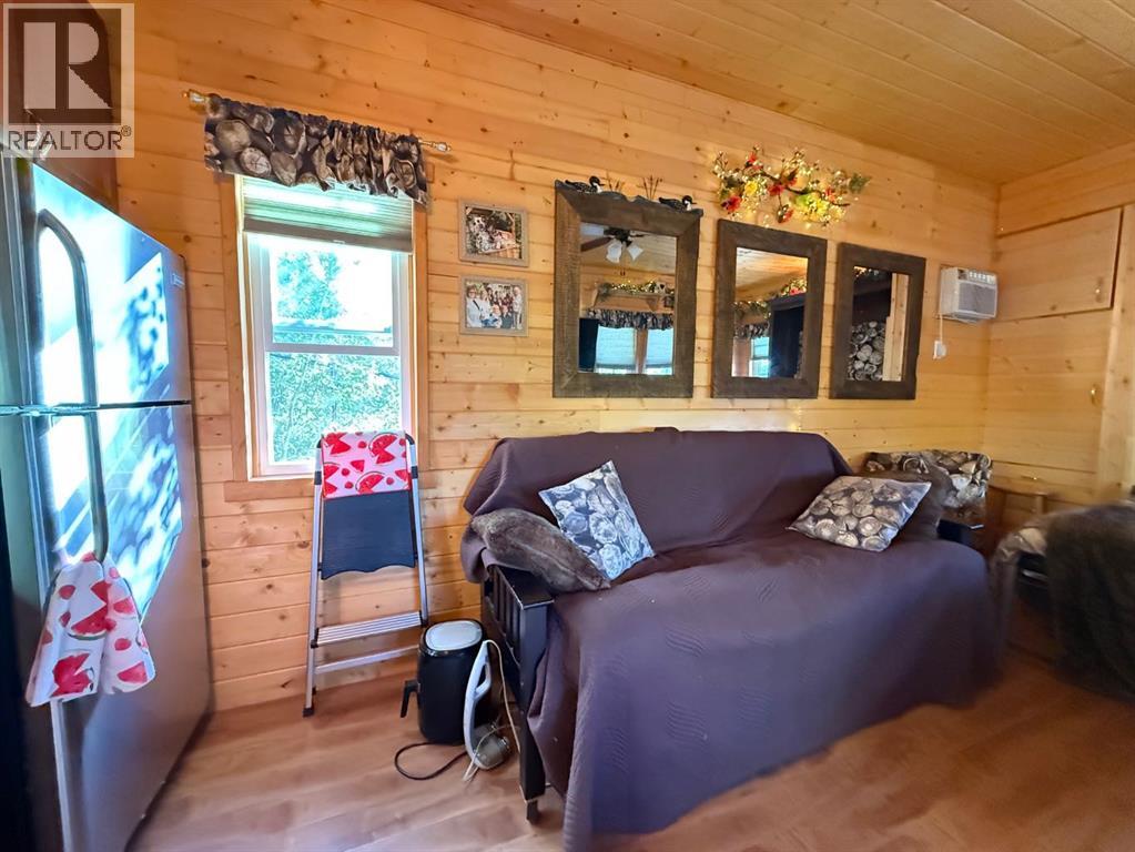 Photo 5 of 621 Diamond Willow Drive, Lac Des Iles SK