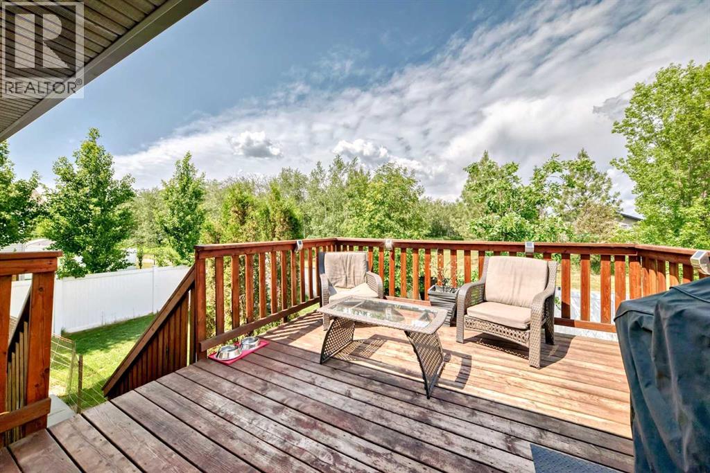 Photo 3 of 56 Jennings Crescent, Red Deer AB