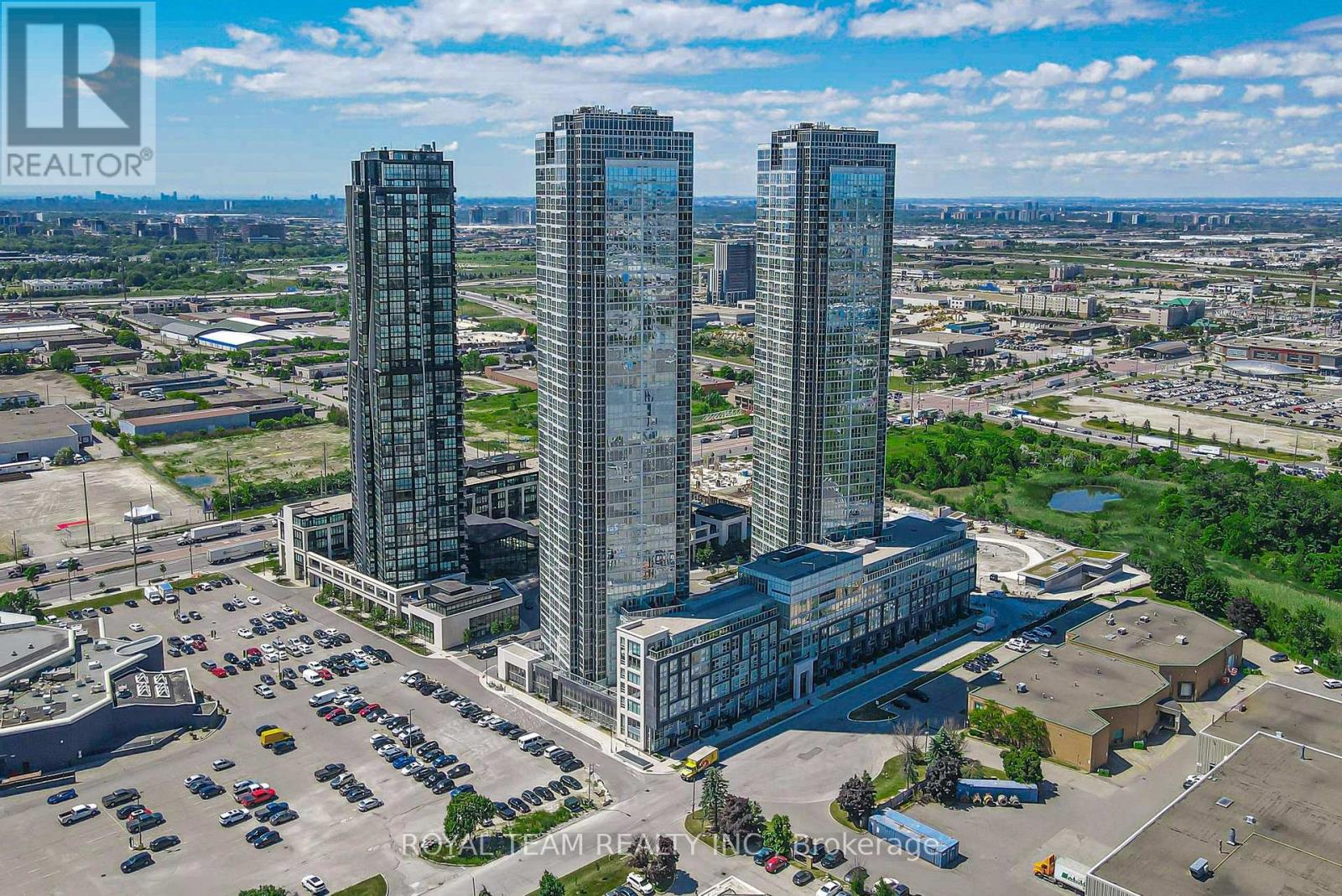Photo 5 of 3405 2900 Hwy 7 W, Vaughan ON