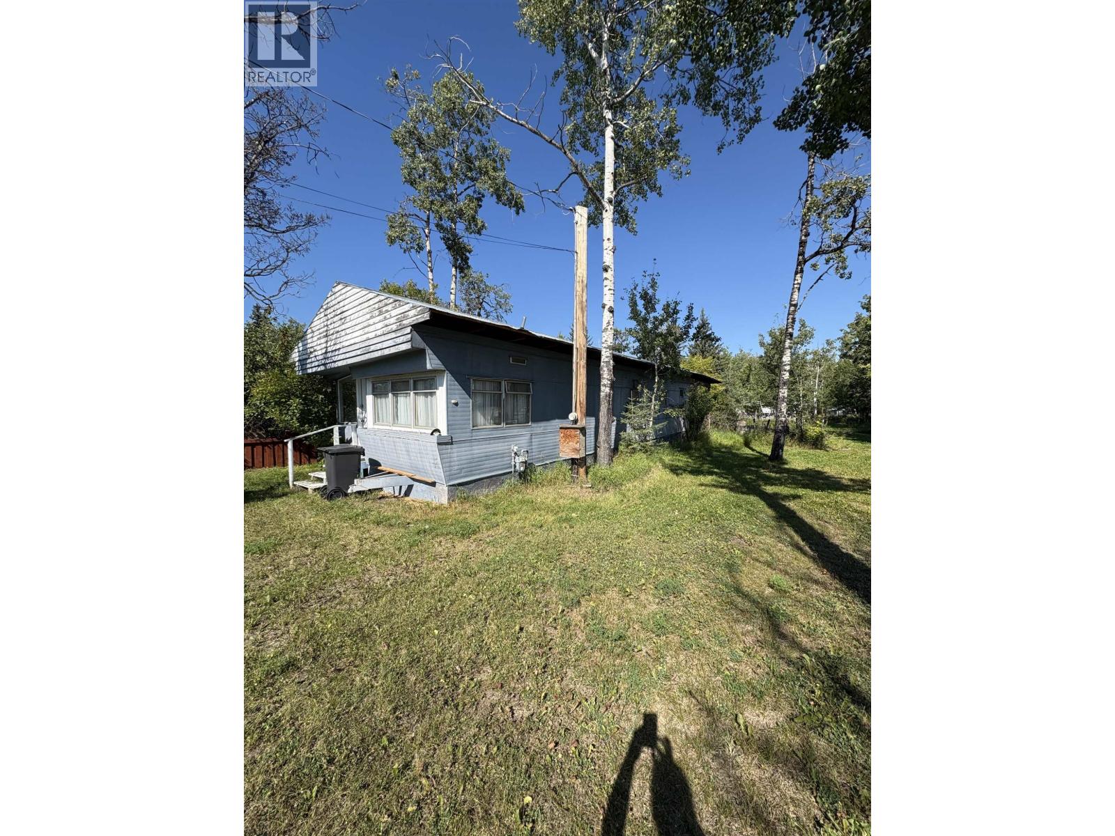 10105 PAQUETTE AVENUE, Hudsons Hope