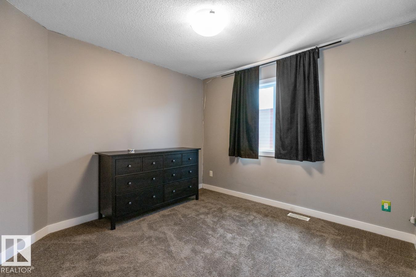 Photo 30 of 3 Sandalwood Pl, Leduc AB