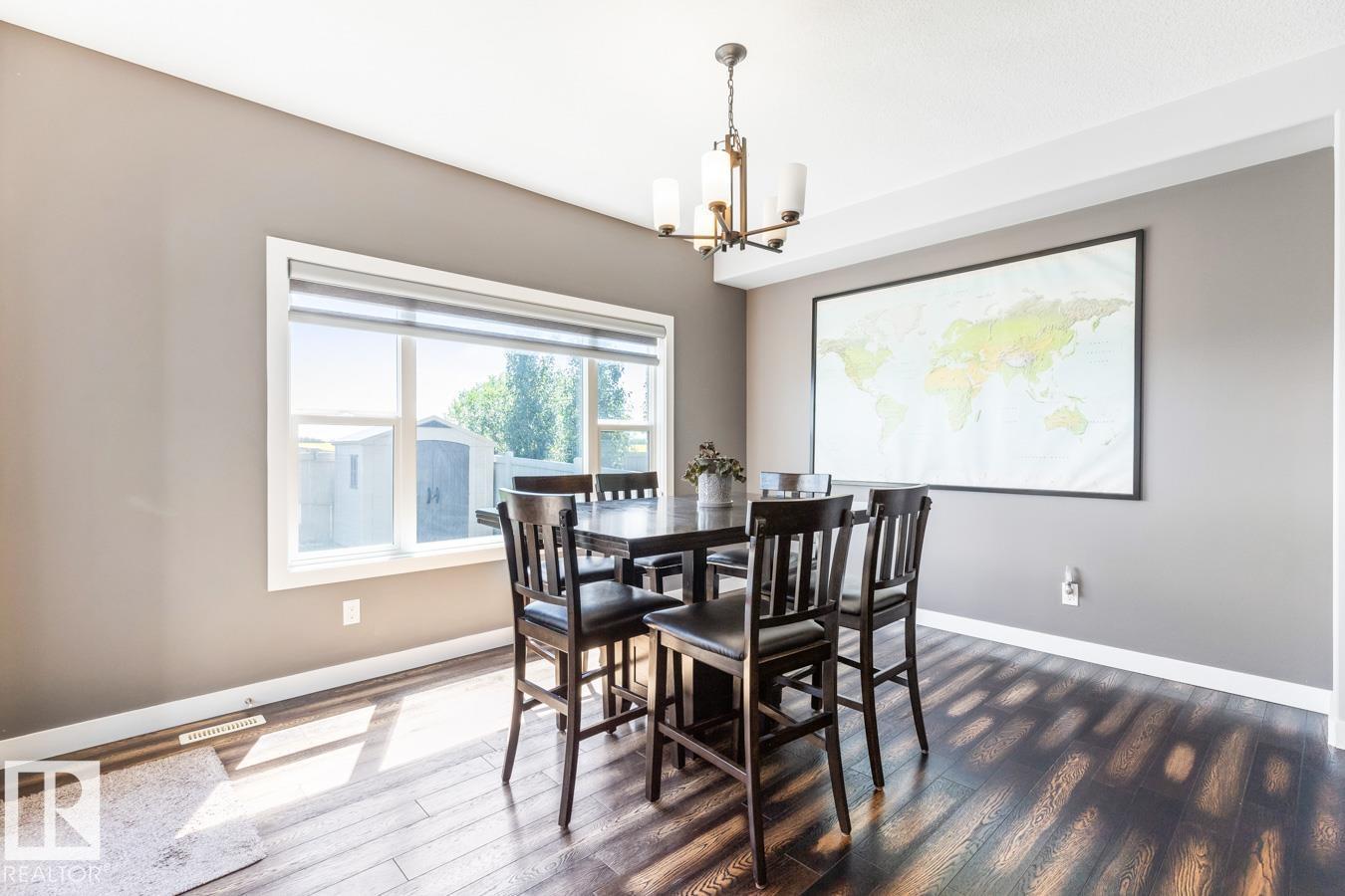 Photo 11 of 3 Sandalwood Pl, Leduc AB