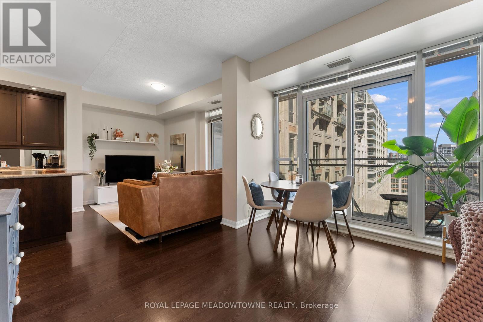 Photo 13 of 916 628 Fleet Street, Toronto ON