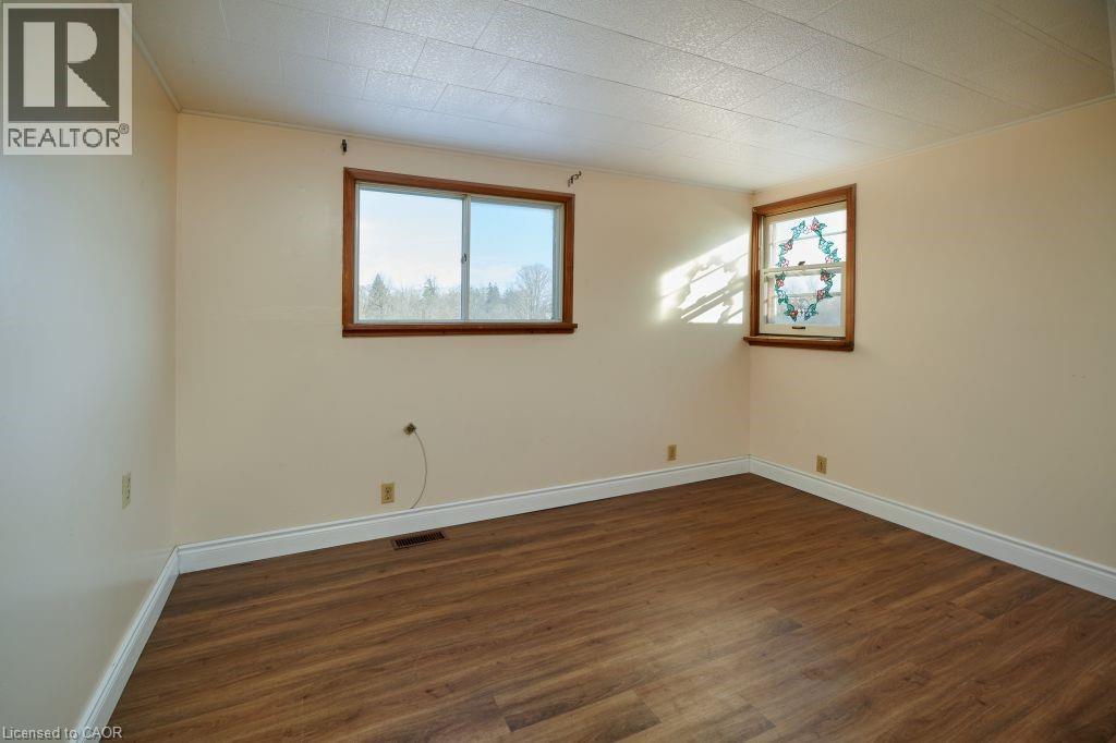Photo 3 of 117 Front Street, New Dundee ON