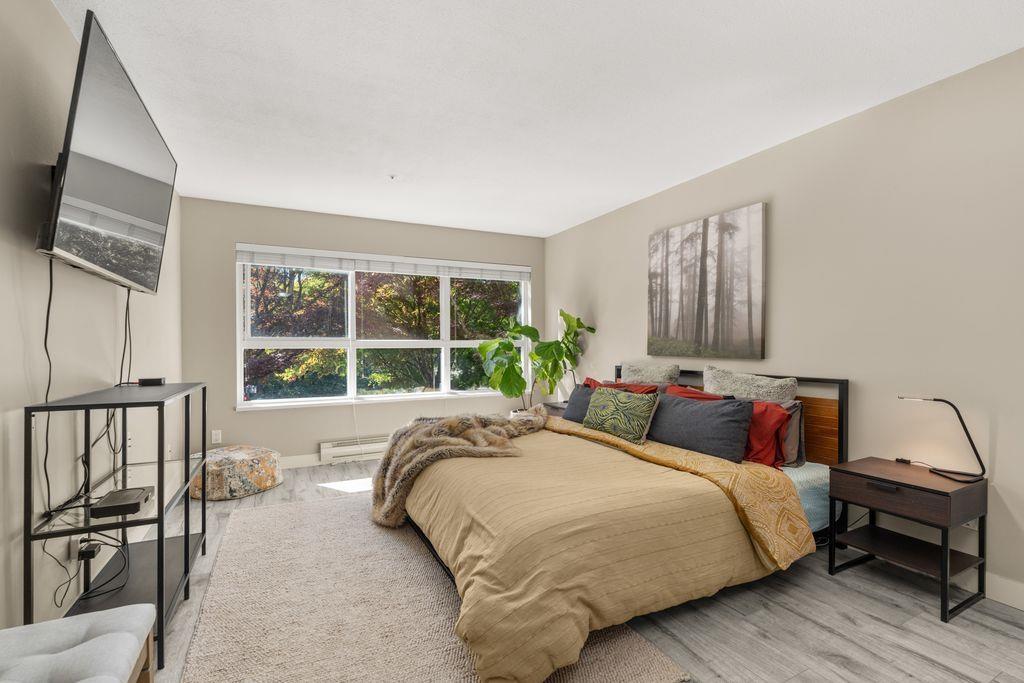 Photo 16 of 201 9688 148 Street, Surrey BC