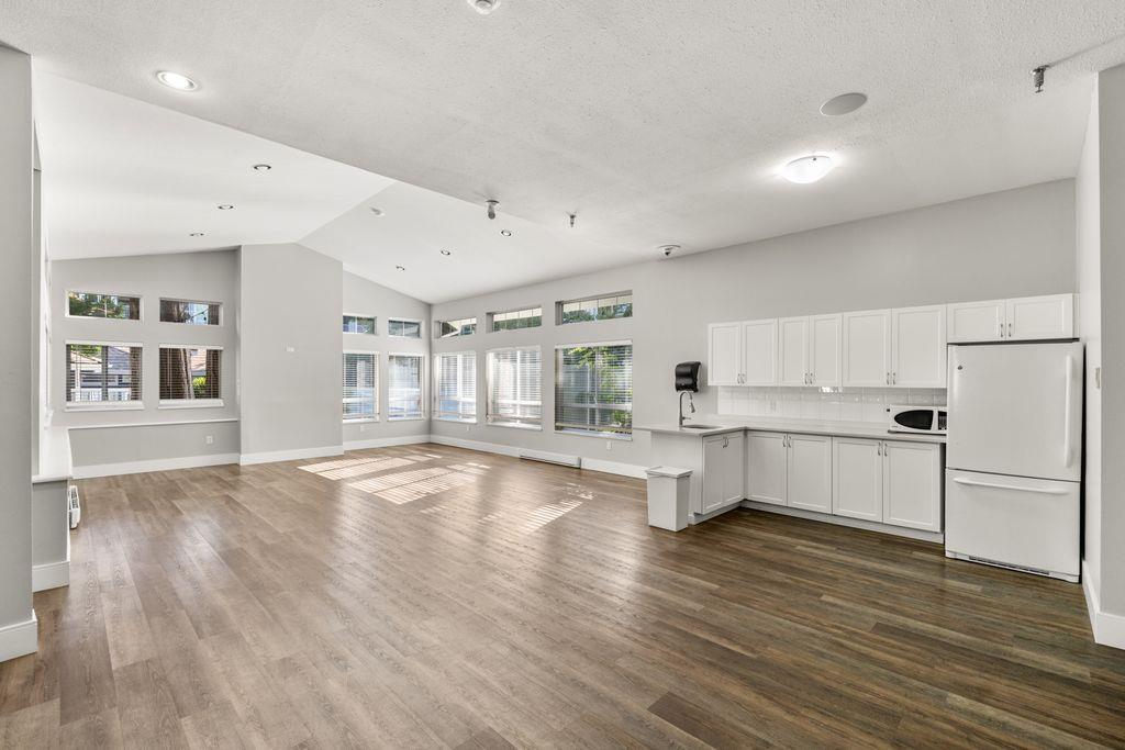 Photo 24 of 201 9688 148 Street, Surrey BC
