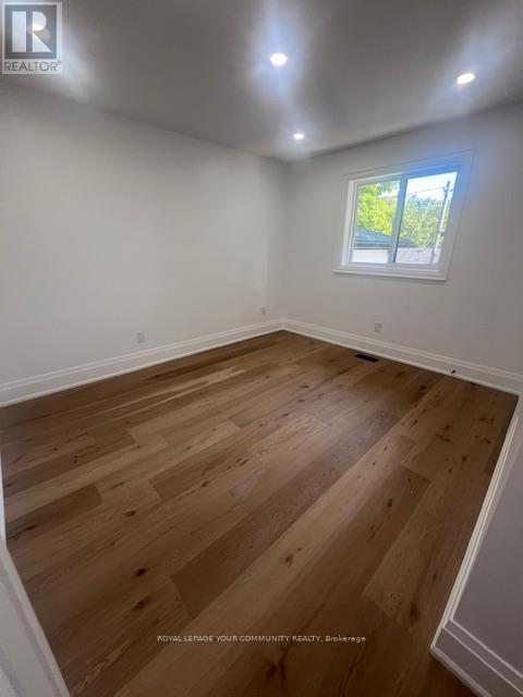 Photo 8 of Main 12 Kemano Road, Aurora ON