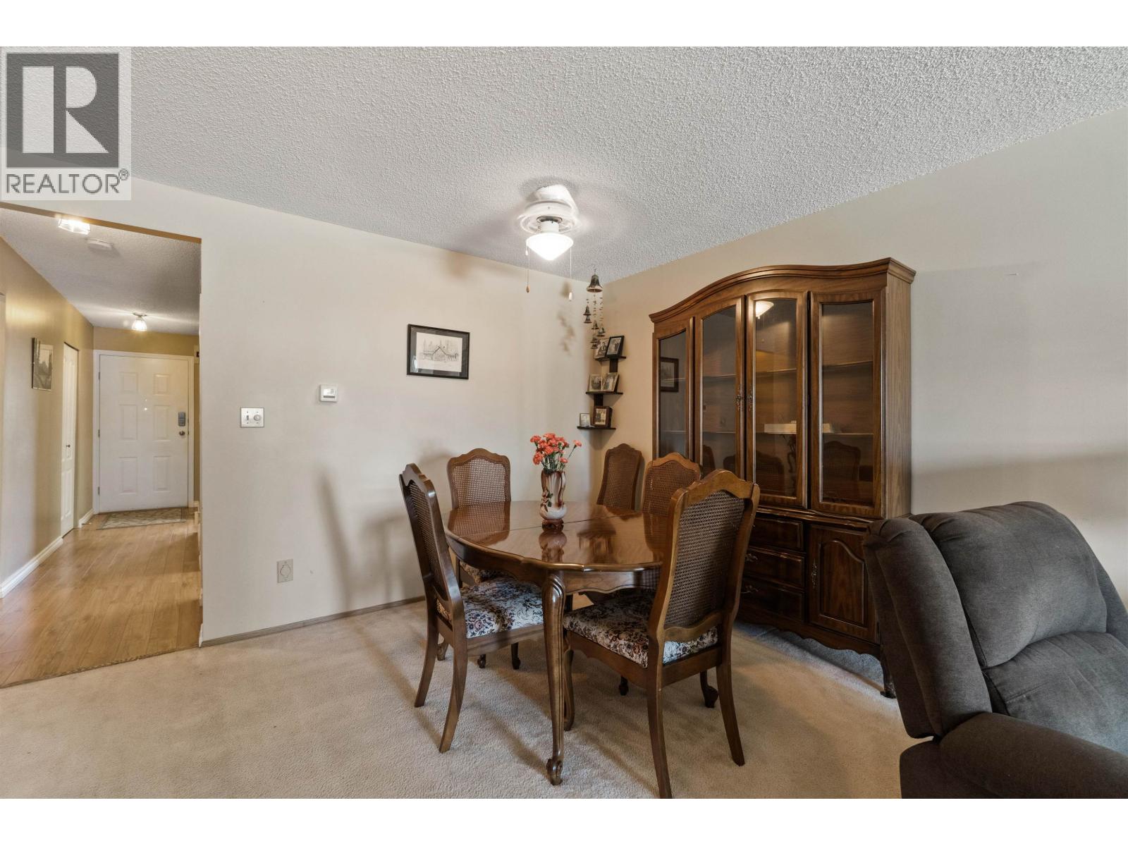 Photo 3 of 14 19249 Hammond Road, Pitt Meadows BC