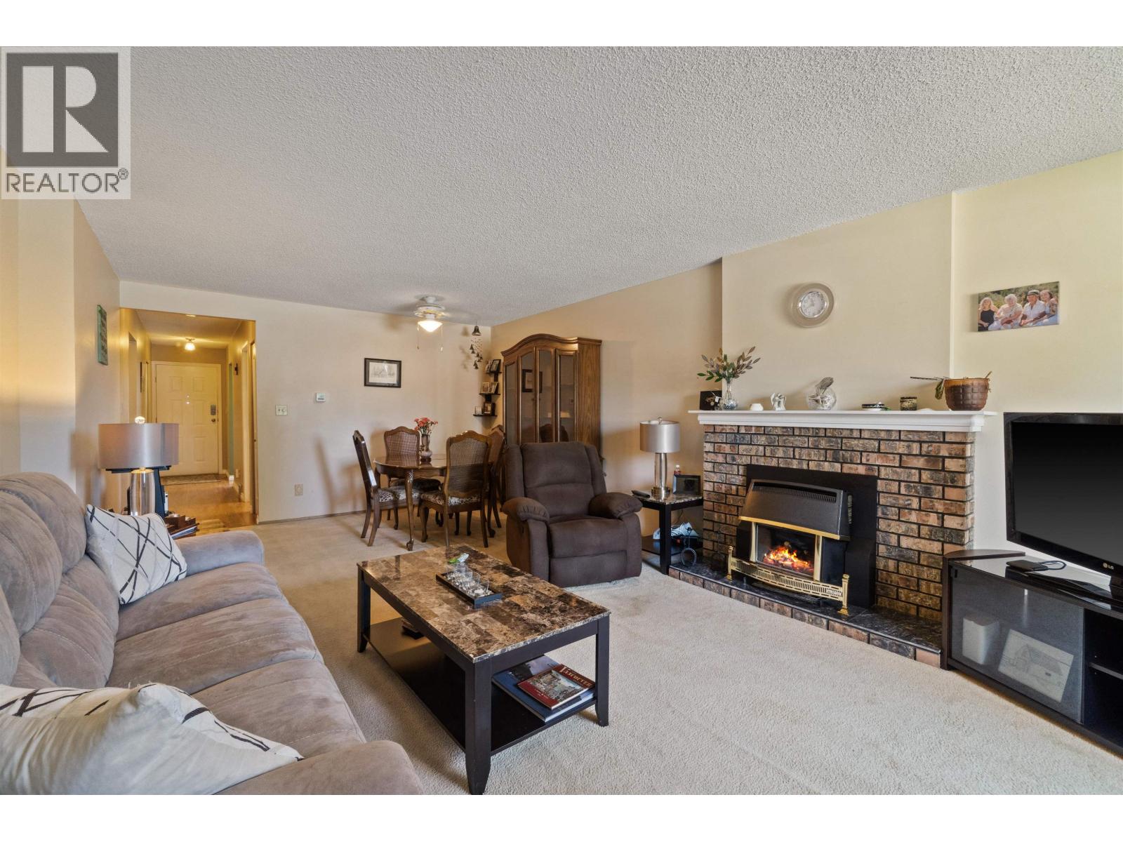 Photo 11 of 14 19249 Hammond Road, Pitt Meadows BC