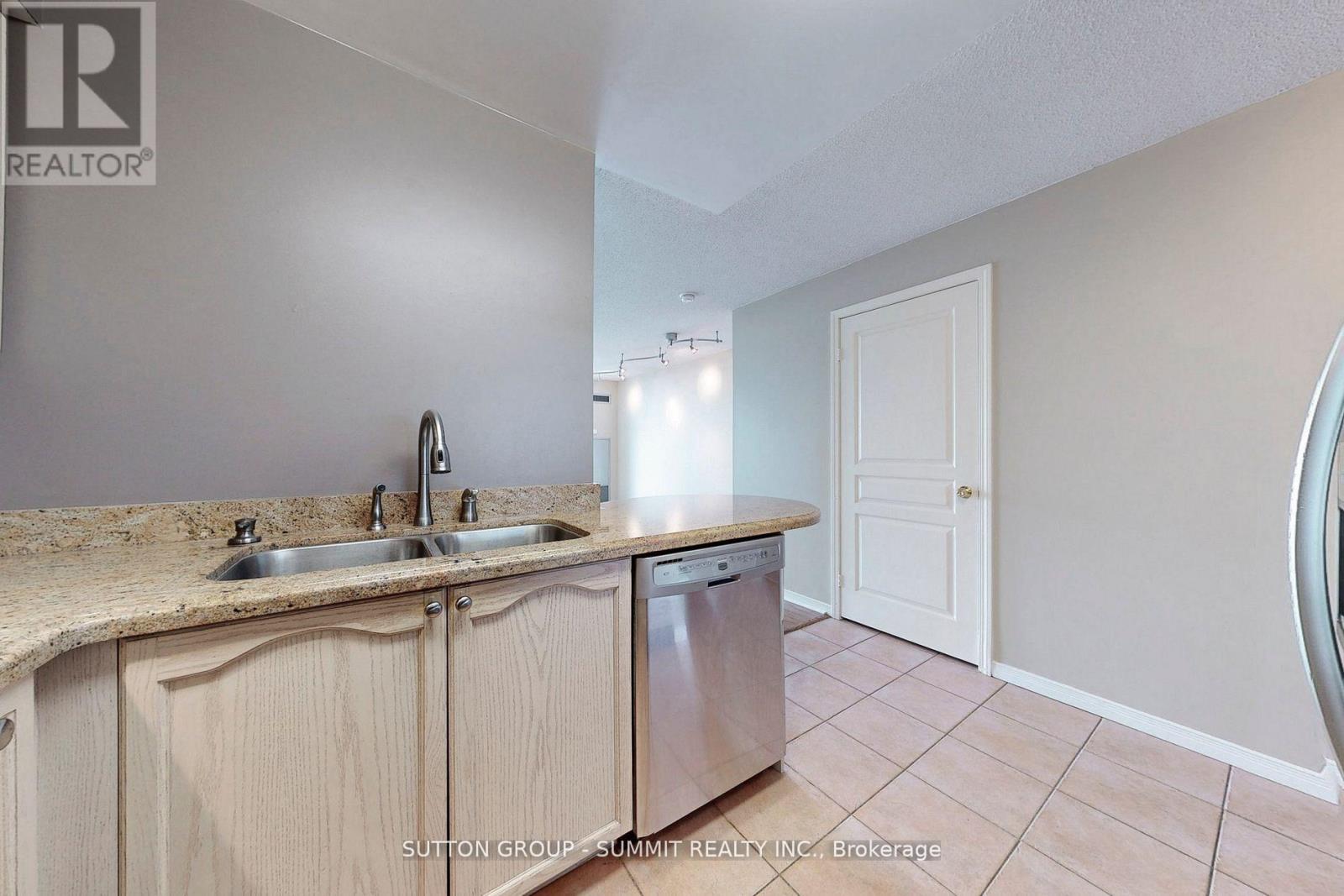 Photo 34 of 1203 2565 Erin Centre Boulevard, Mississauga ON