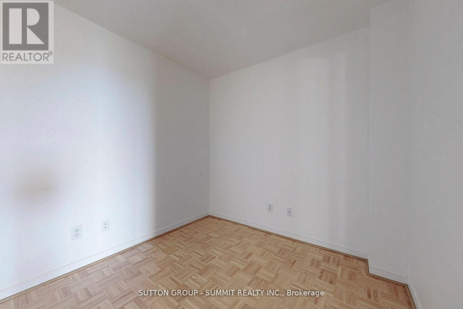 Photo 7 of 1203 2565 Erin Centre Boulevard, Mississauga ON