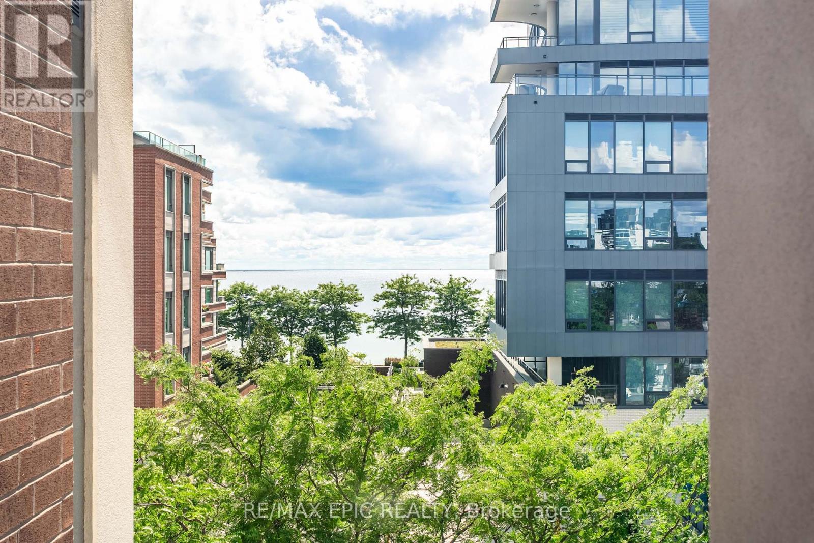 Photo 26 of 405 70 Port Street E, Mississauga ON