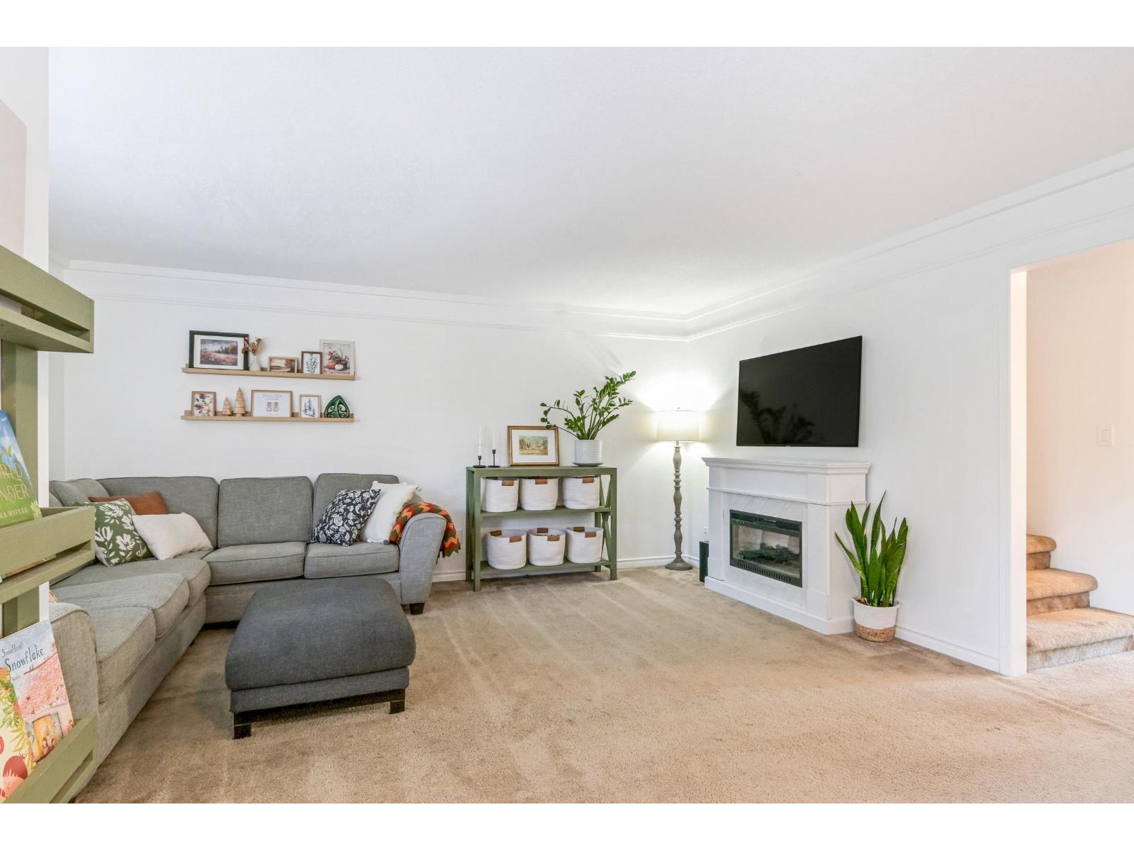 Photo 21 of 2 33931 Marshall Road, Abbotsford BC