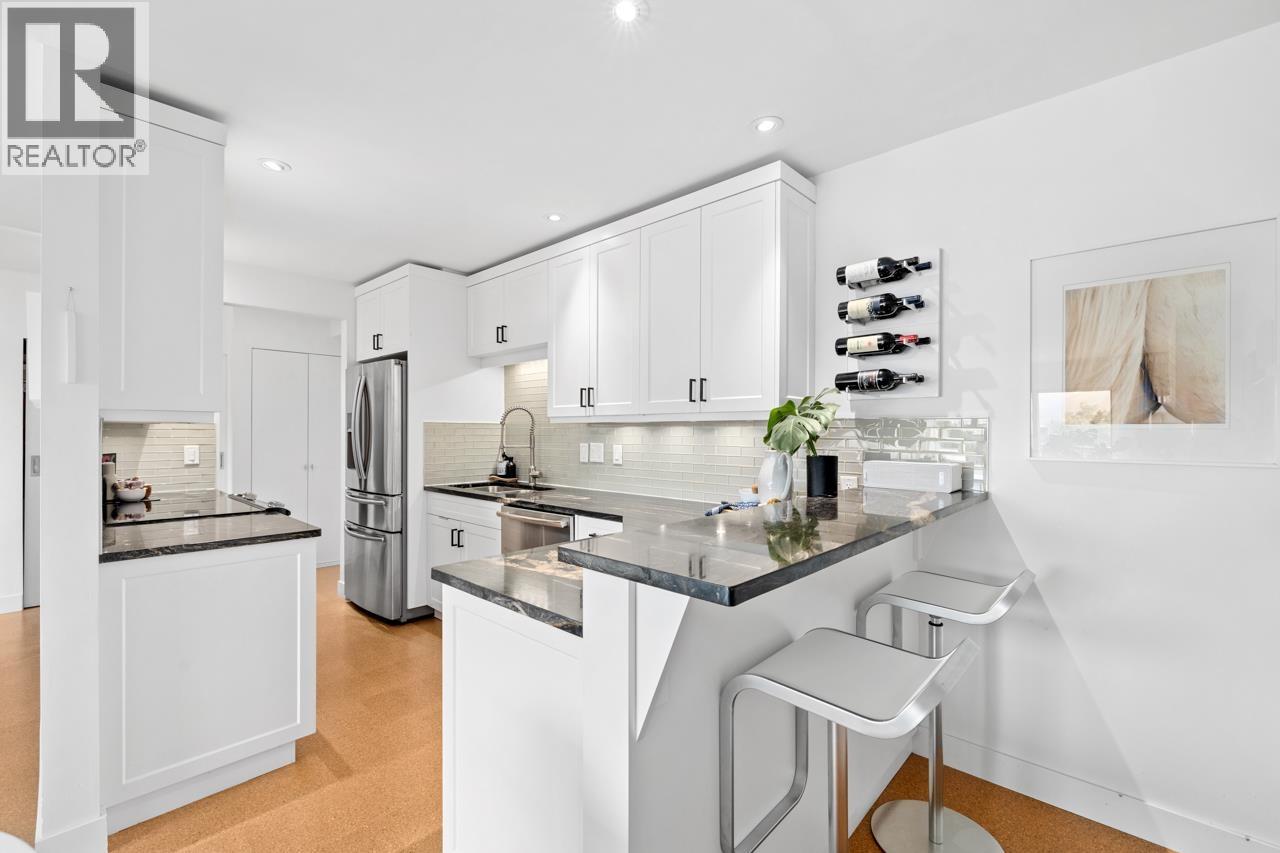Photo 18 of 305 2336 Wall Street, Vancouver BC