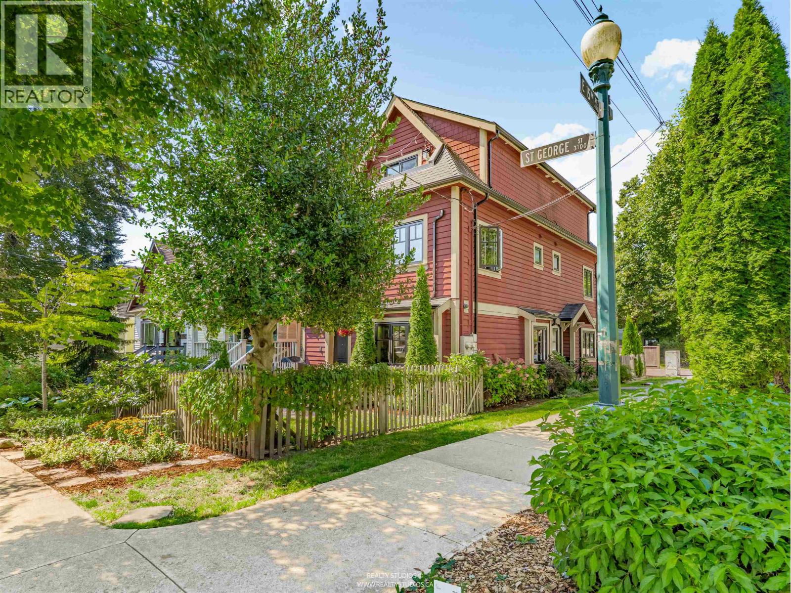 Photo 33 of 3103 St George Street, Vancouver BC