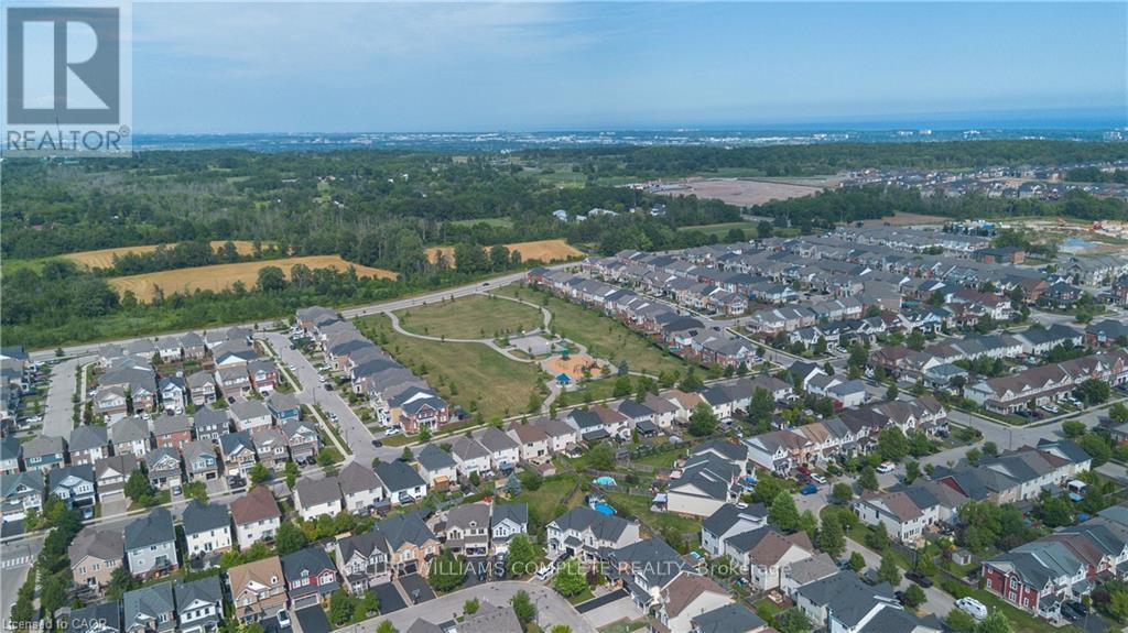 Photo 16 of 151 Spring Creek Drive, Hamilton ON