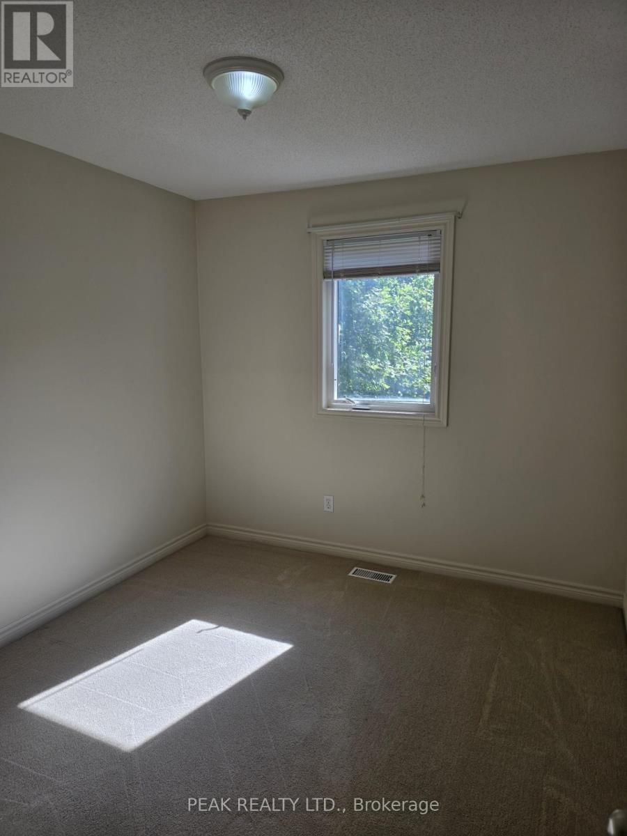 Photo 13 of 66 30 Vaughan Street W, Guelph ON
