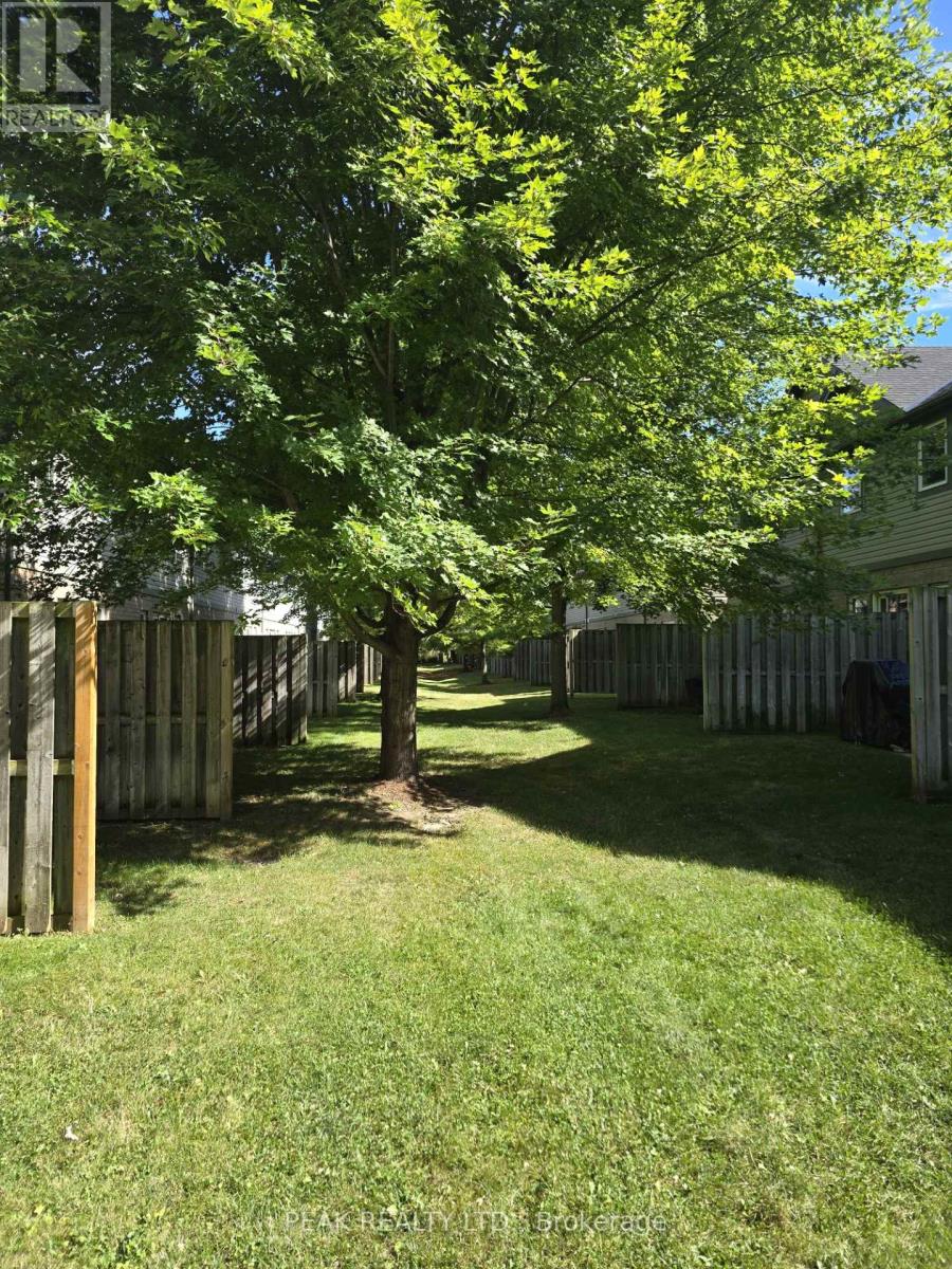 Photo 15 of 66 30 Vaughan Street W, Guelph ON