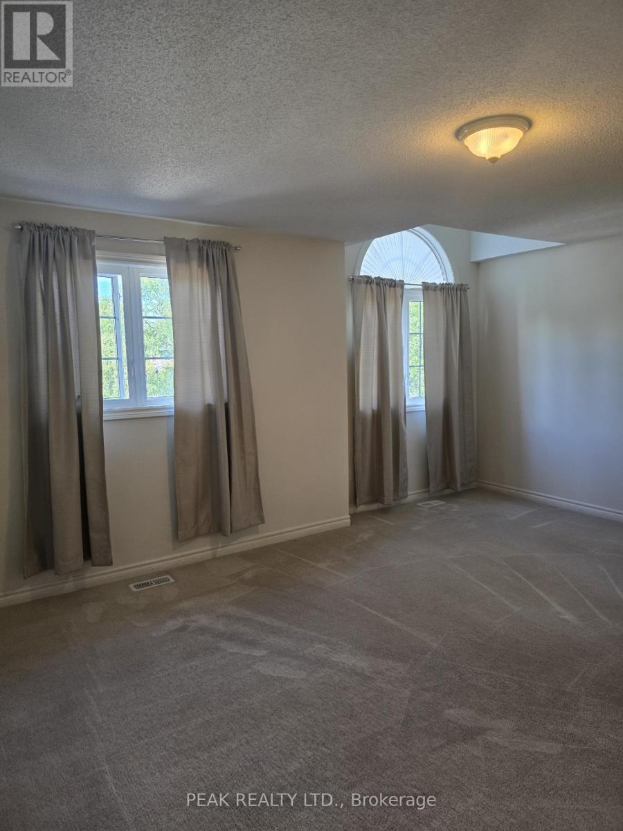 Photo 9 of 66 30 Vaughan Street W, Guelph ON