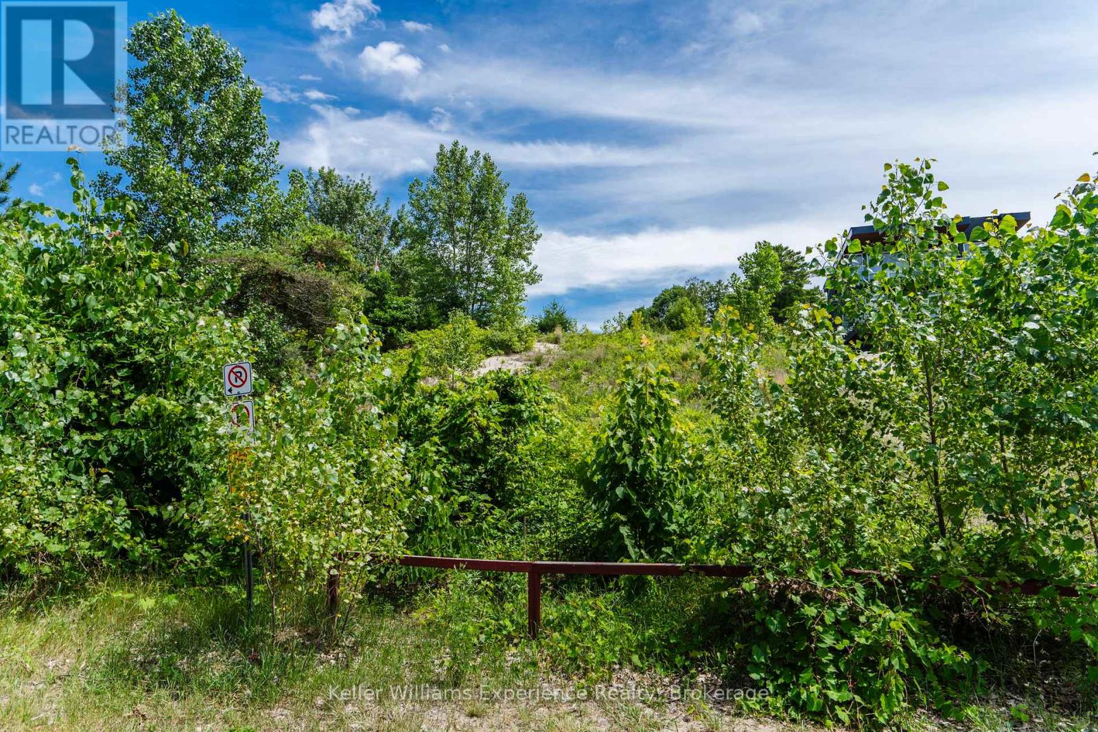 Photo 26 of 29 Trew Avenue, Tiny ON