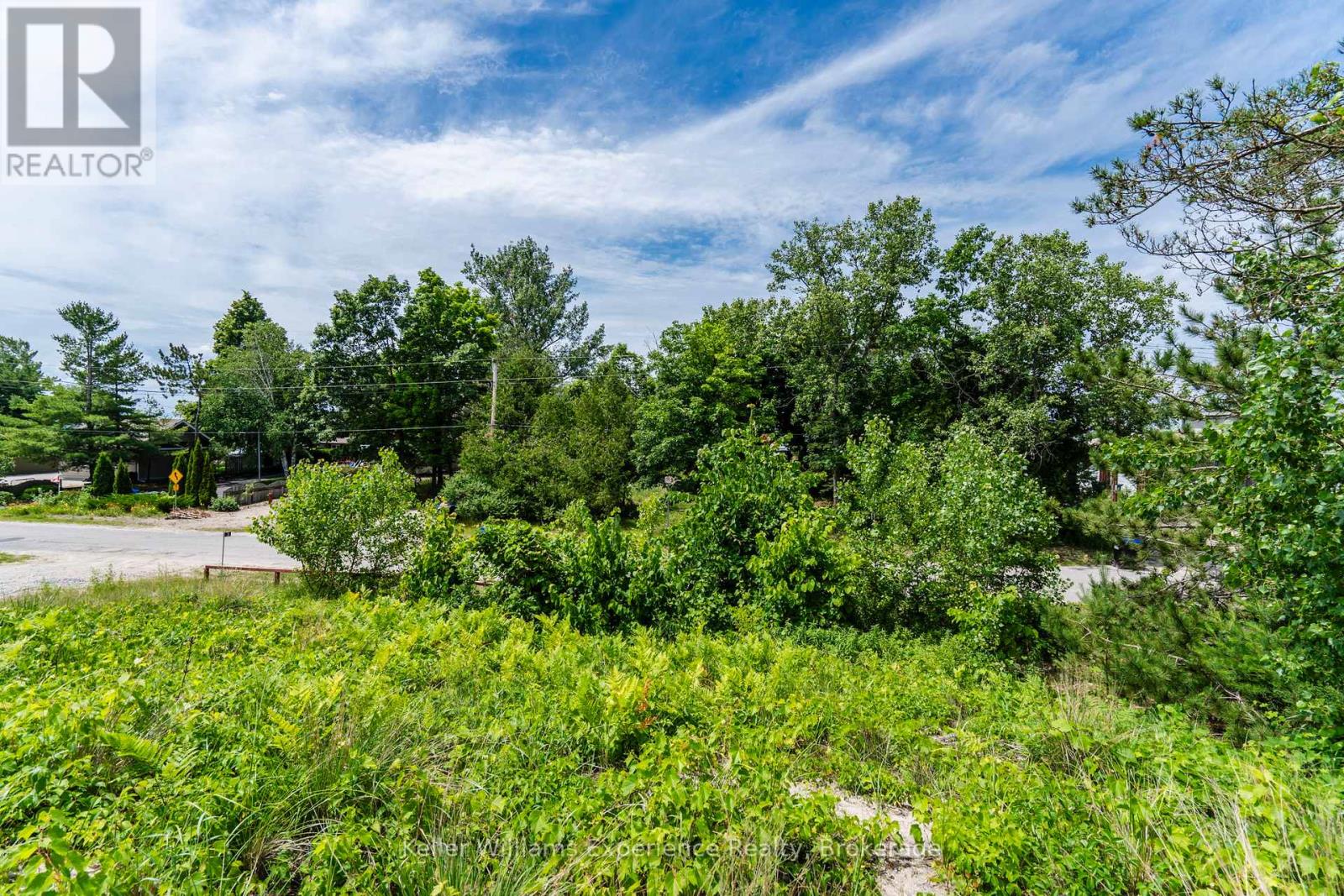 Photo 14 of 29 Trew Avenue, Tiny ON