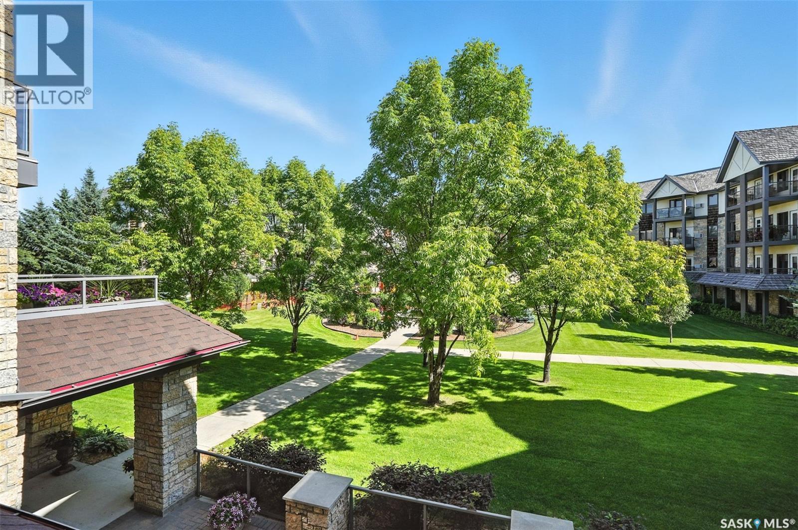 Photo 33 of 208 1622 Acadia Drive, Saskatoon SK