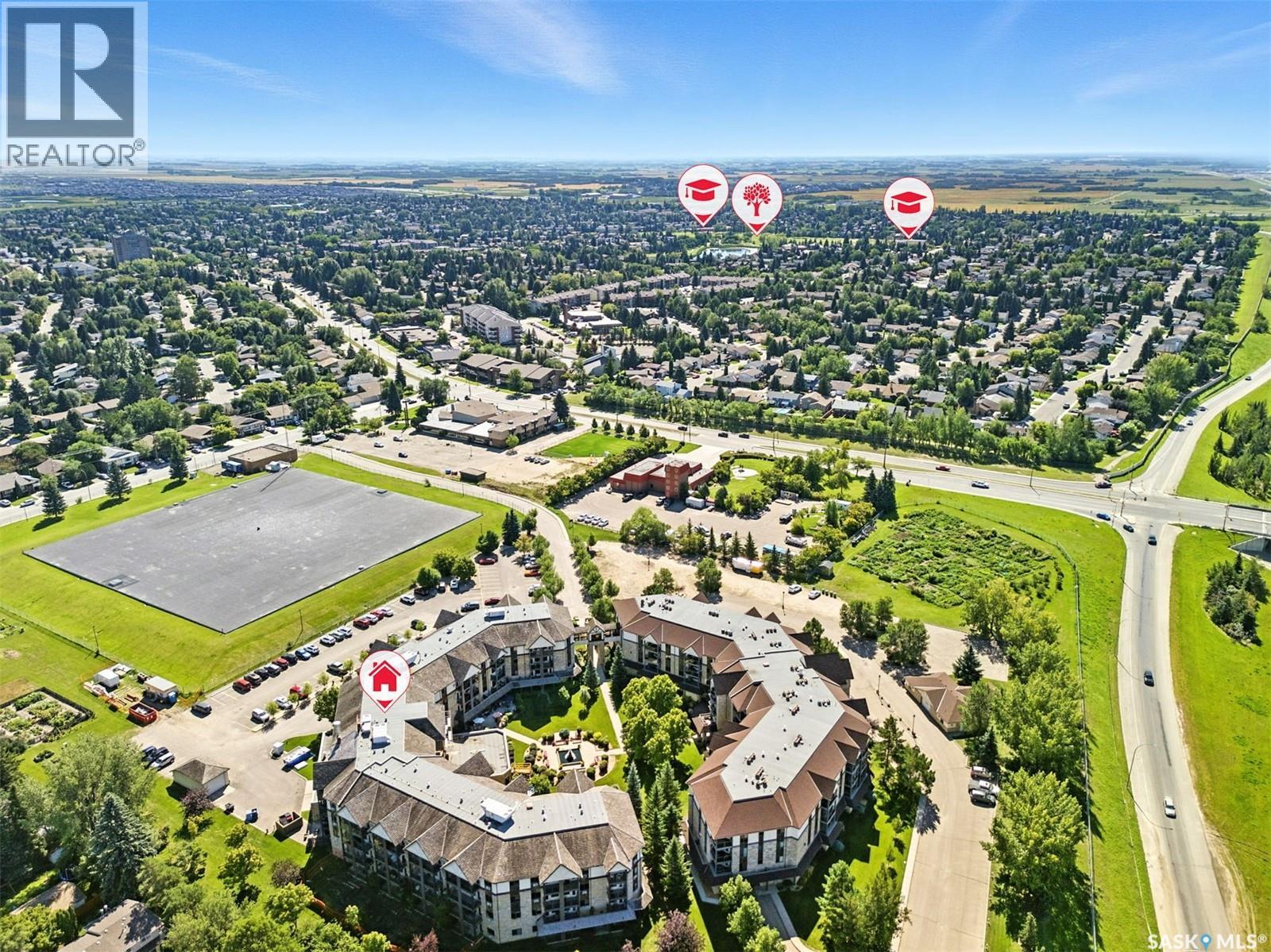 Photo 16 of 208 1622 Acadia Drive, Saskatoon SK