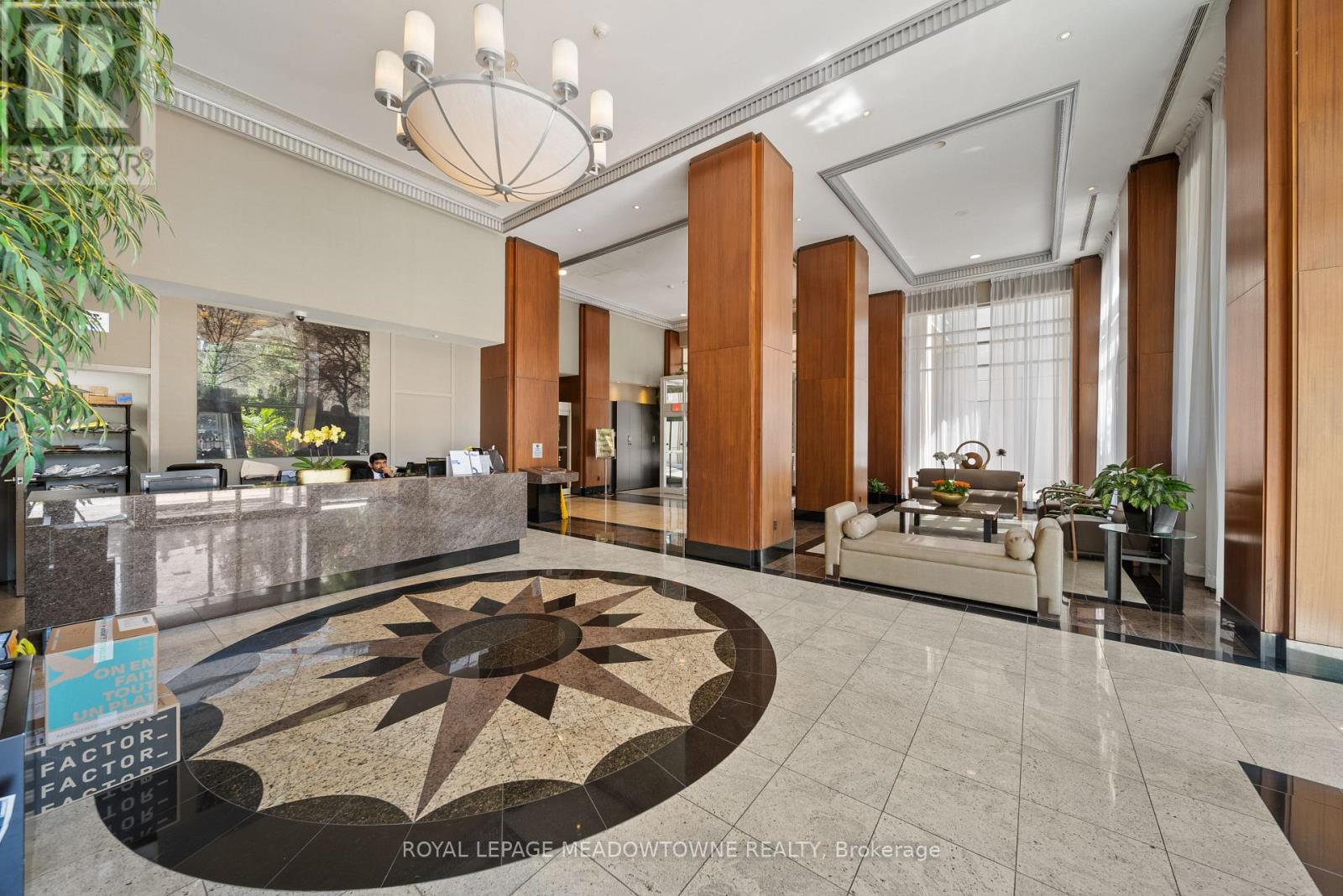 Photo 10 of 916 628 Fleet Street, Toronto ON