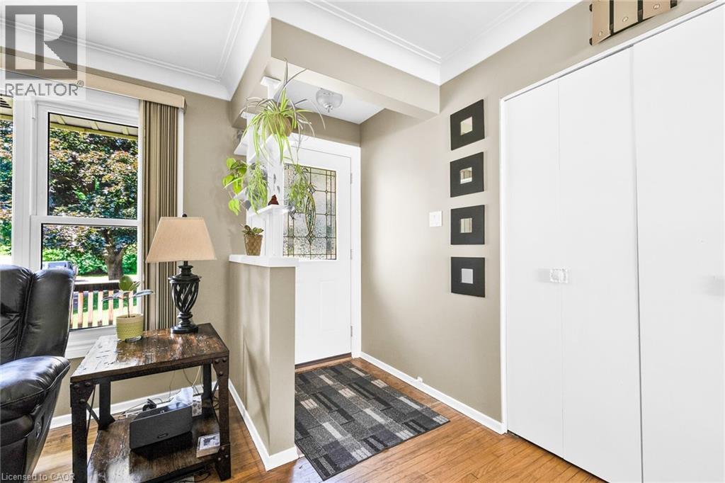 Photo 37 of 83 Oak Avenue, Paris ON