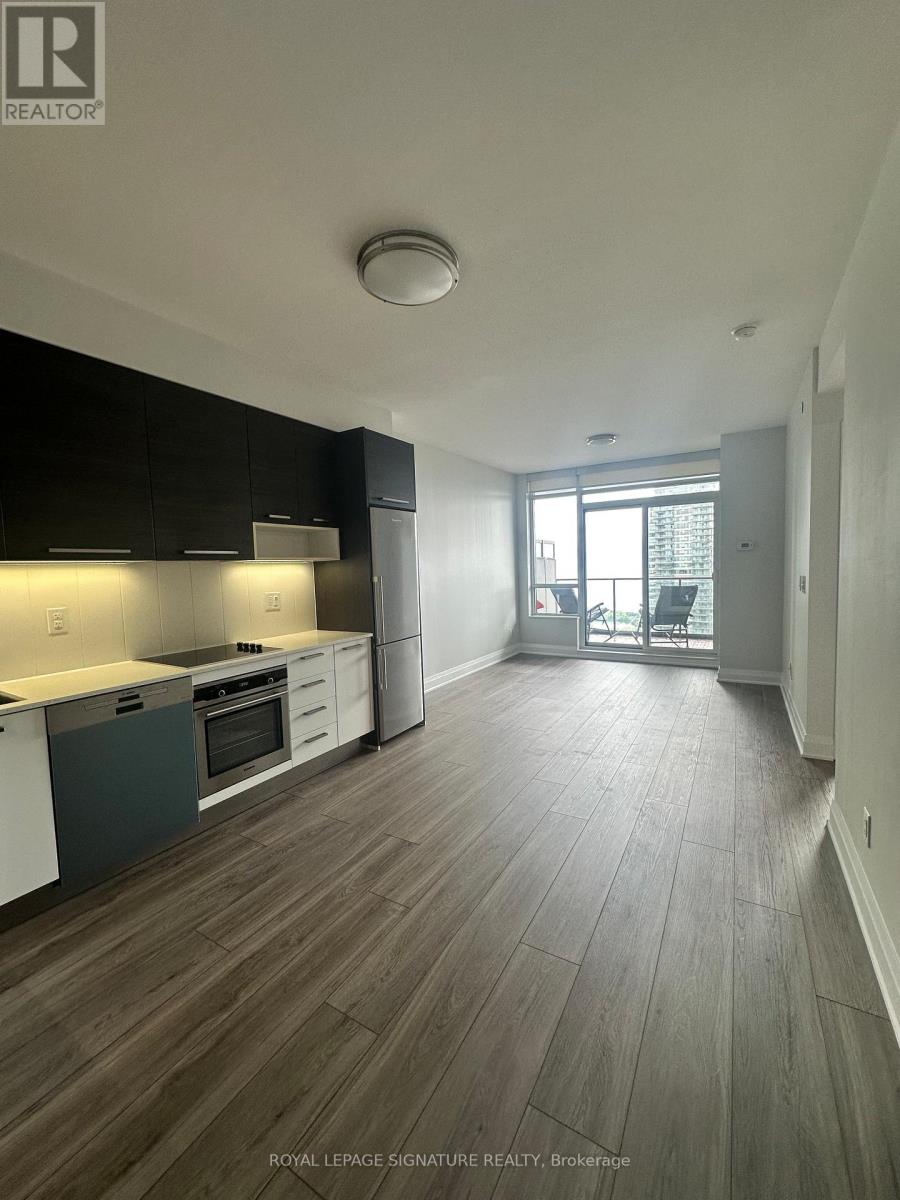 Photo 1 of 3102 36 Park Lawn Road, Toronto ON