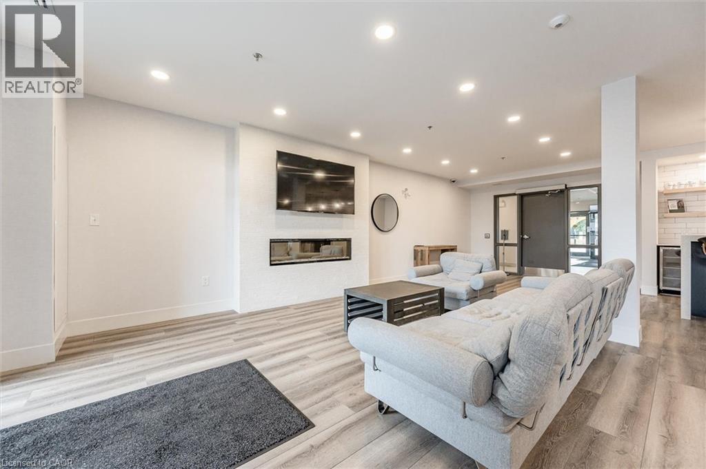 Photo 15 of 110 Fergus Avenue Unit 423, Kitchener ON