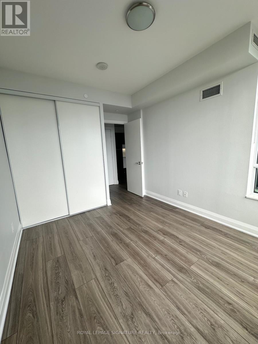 Photo 12 of 3102 36 Park Lawn Road, Toronto ON