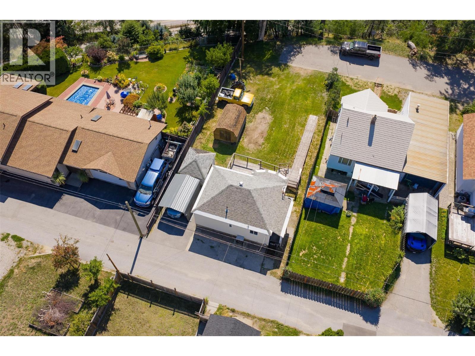 Photo 14 of 2177 Valleyview Drive, Trail BC
