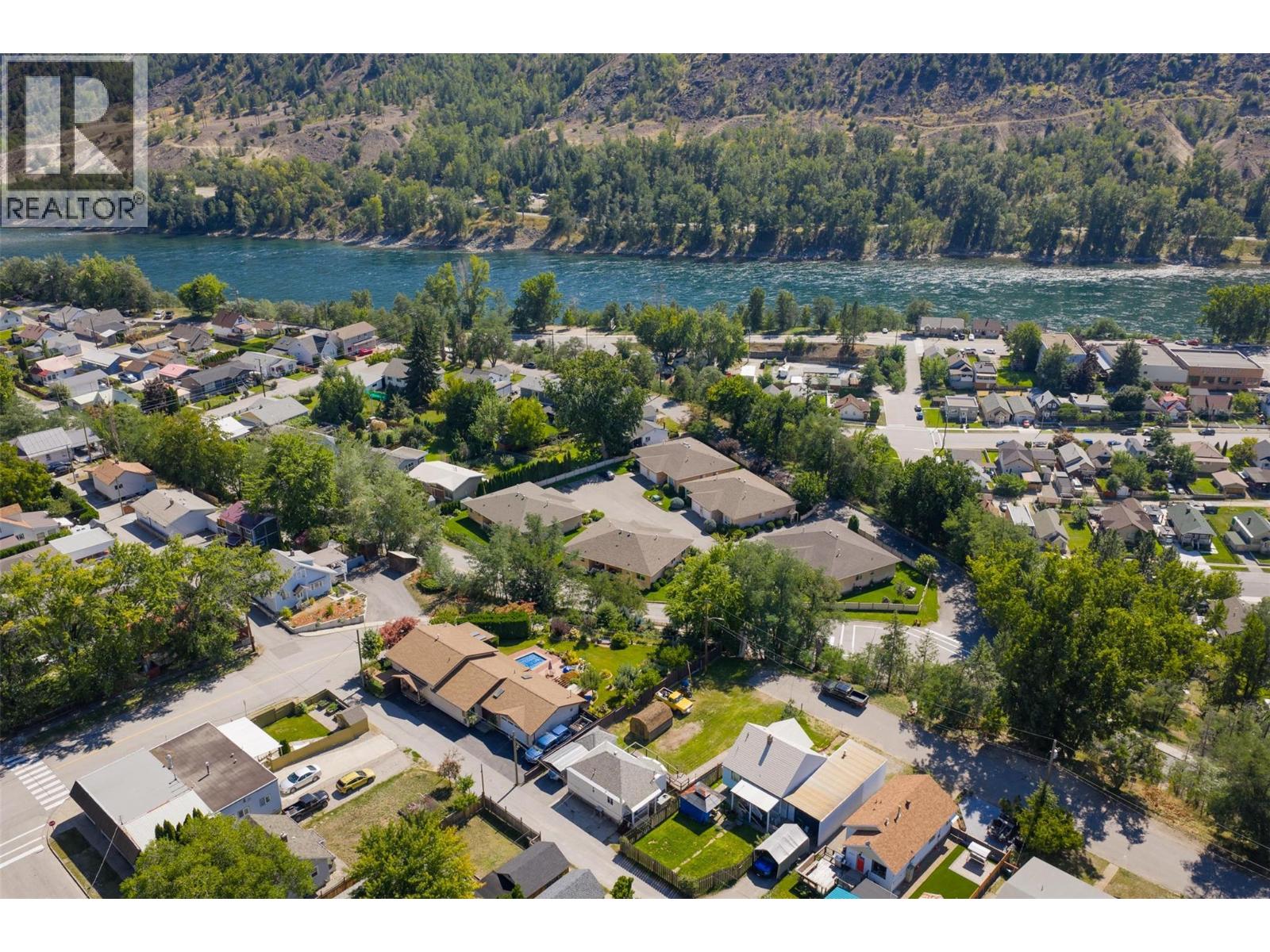 Photo 23 of 2177 Valleyview Drive, Trail BC