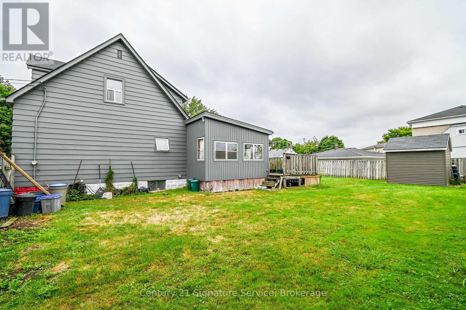 Photo 7 of 109 Santone Avenue, Welland ON