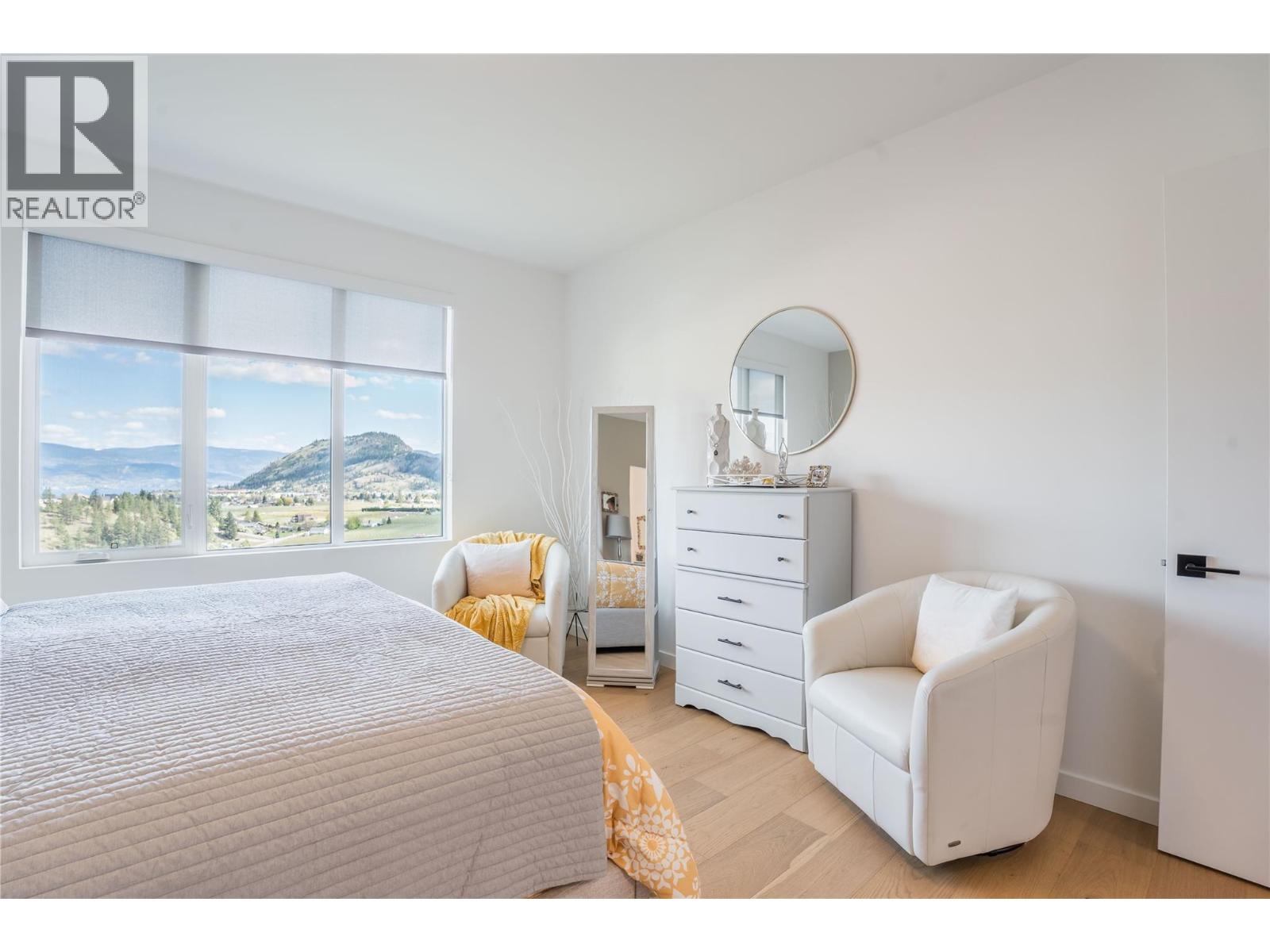  17499 SANBORN Street, Summerland