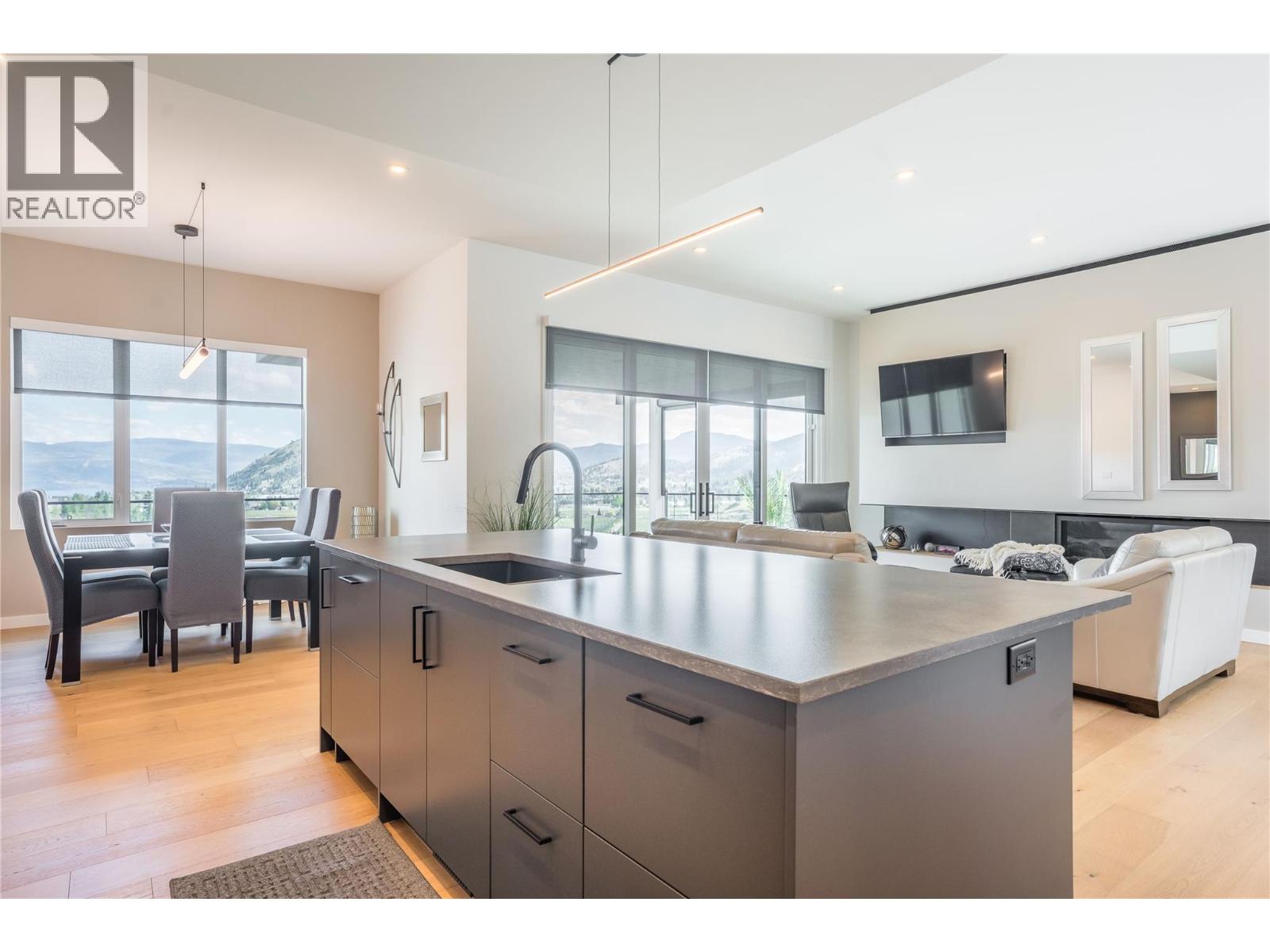  17499 SANBORN Street, Summerland