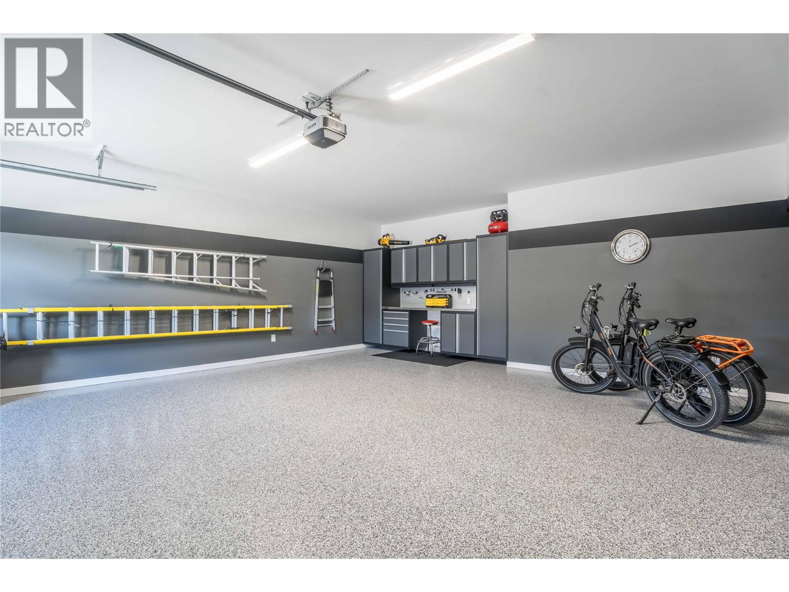  17499 SANBORN Street, Summerland