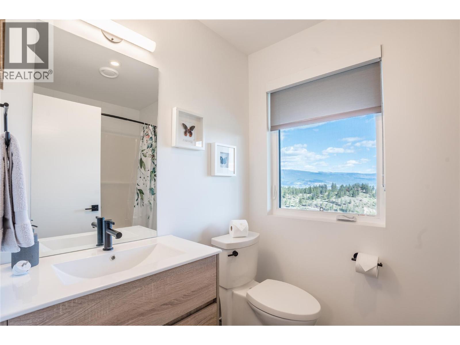  17499 SANBORN Street, Summerland