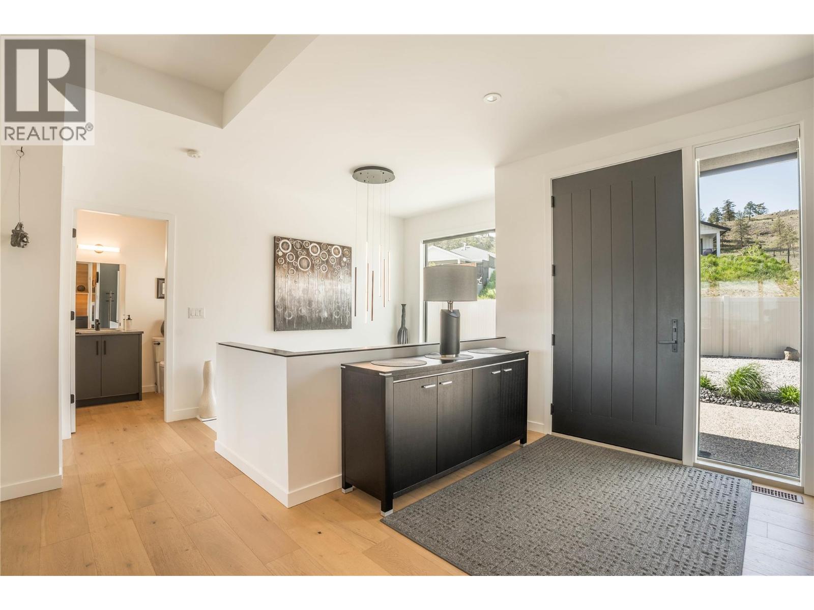  17499 SANBORN Street, Summerland
