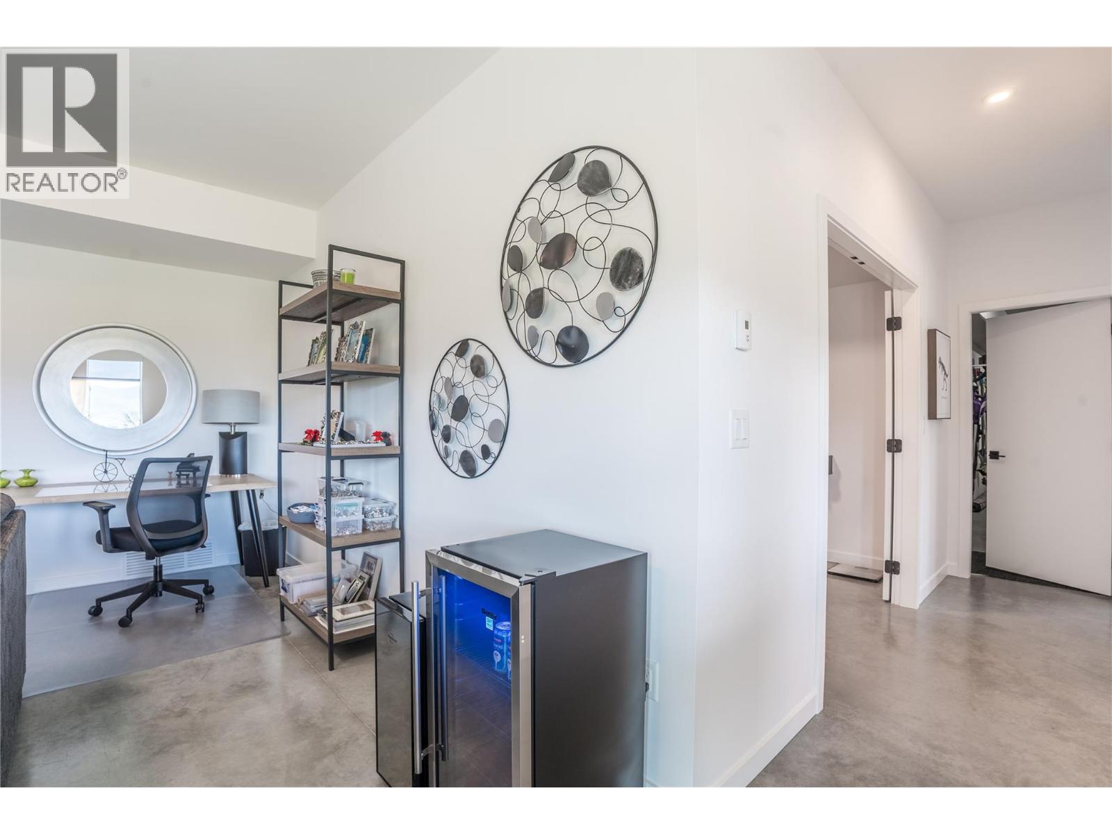  17499 SANBORN Street, Summerland